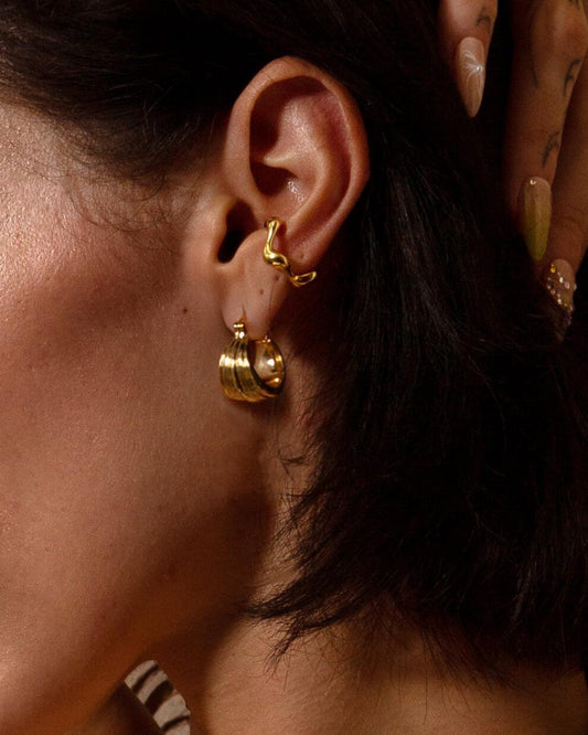 Gold Wave Ear Cuff